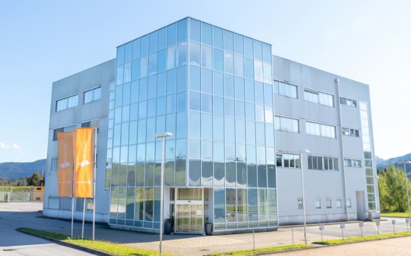 RDcenter.JPG